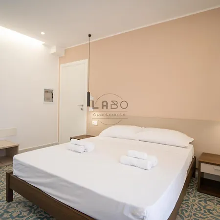 Blue Terrace Apartment&rooms